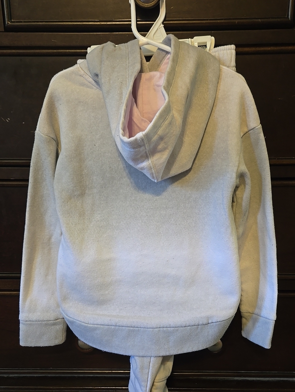 Nike Girls' Light Grey/White Ombre Sweatshirt & Jogger Set - Picture 4 of 7